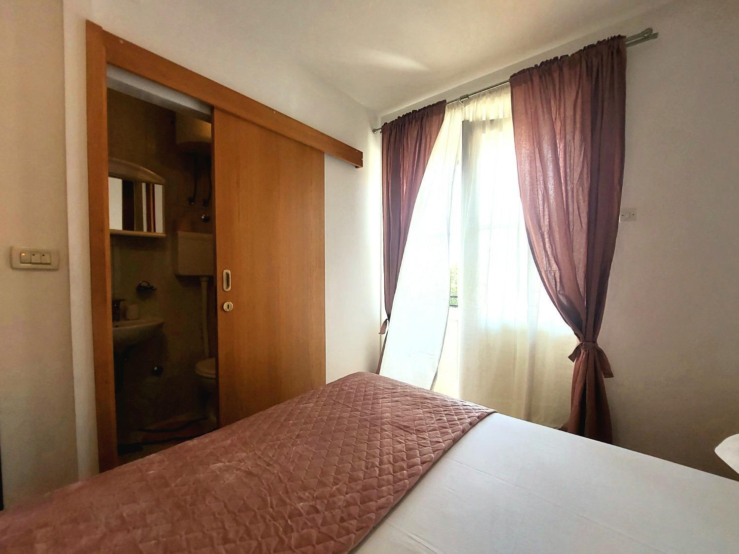 Apartment Fila - Large & Close To The Beach Макарска Экстерьер фото
